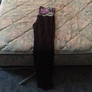 2 pairs of SO yoga pants